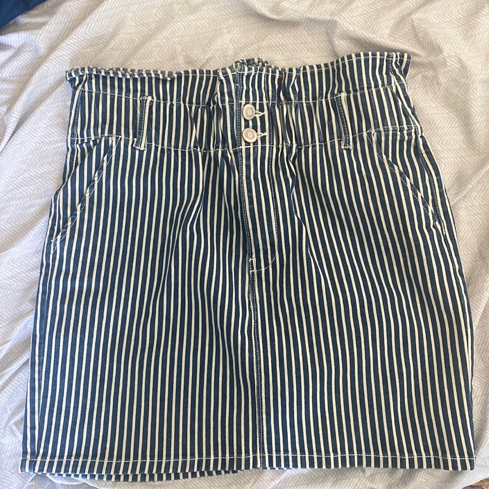 Final Sale‼️Blue Striped Skirt